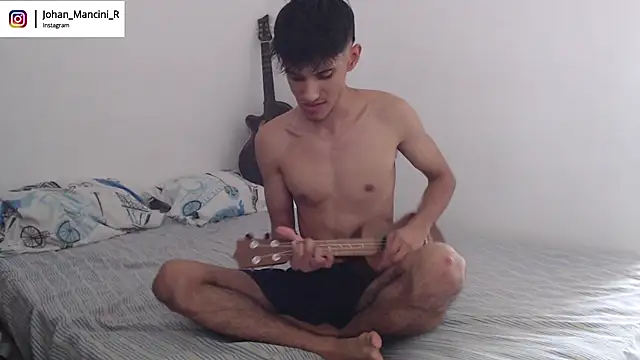 Snapshot of Johan_Mancini_R chatting on January 22, 7:13 pm Johan Mancini R online show from January 22, 7:13 pm