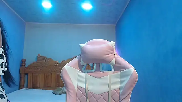 Snapshot of Coral0403 chatting on January 16, 4:11 pm Coral0403 online show from January 16, 4:11 pm