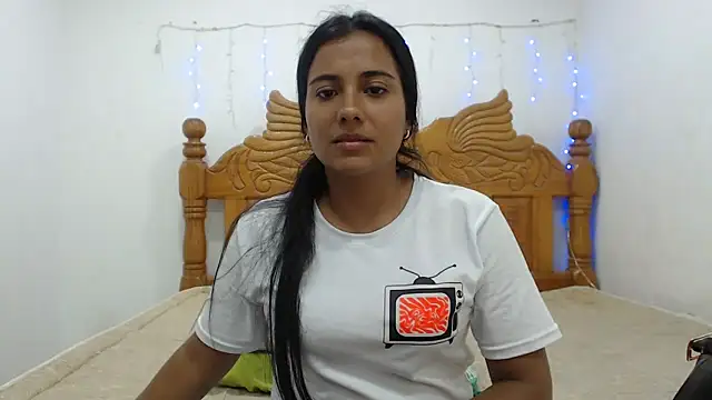 Coral0403 online show from March 20, 11:23 pm
