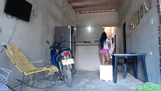 Coral0403 online show from October 4, 4:41 pm