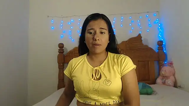 Coral0403 online show from February 26, 11:09 pm