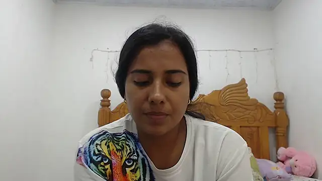Coral0403 online show from March 18, 2:18 am