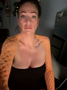 AlessasRoom online show from October 28, 6:34 am