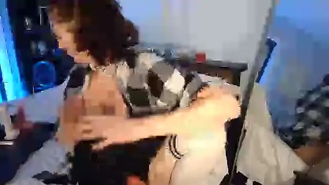 AlessasRoom online show from November 18, 7:22 am