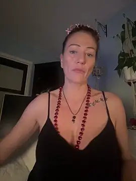 AlessasRoom online show from February 12, 7:30 am