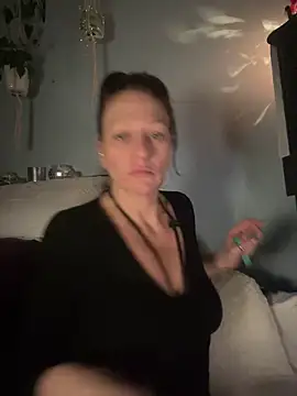 AlessasRoom online show from February 5, 4:52 am