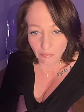 AlessasRoom online show from March 22, 10:55 pm