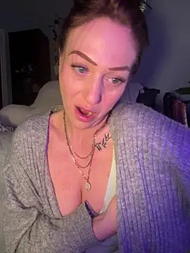 AlessasRoom online show from March 1, 5:40 am