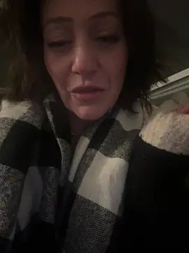 AlessasRoom online show from February 9, 8:45 am