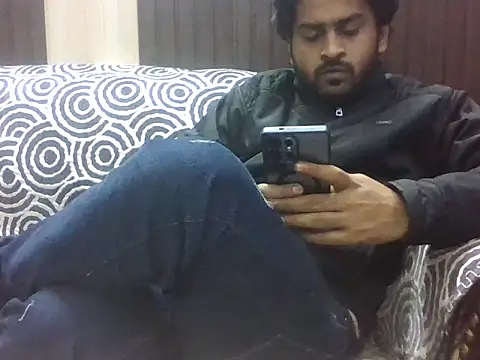 indihotguy online show from January 15, 12:25 am