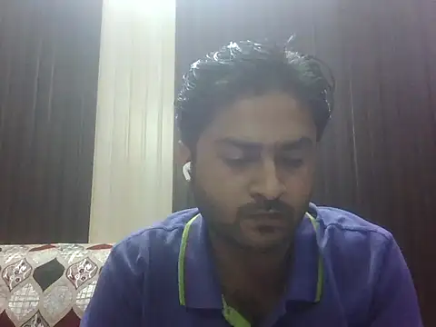 indihotguy online show from November 13, 2:32 pm