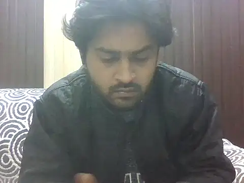 indihotguy online show from January 6, 8:02 pm