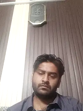 Snapshot of indihotguy chatting on February 25, 2:58 pm indihotguy online show from February 25, 2:58 pm