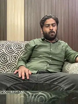 Snapshot of indihotguy chatting on March 16, 6:12 pm indihotguy online show from March 16, 6:12 pm