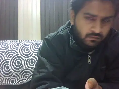 indihotguy online show from January 13, 10:52 am