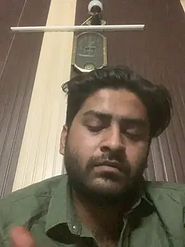 Snapshot of indihotguy chatting on February 27, 11:06 am indihotguy online show from February 27, 11:06 am