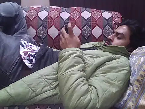 indihotguy online show from December 15, 3:07 pm