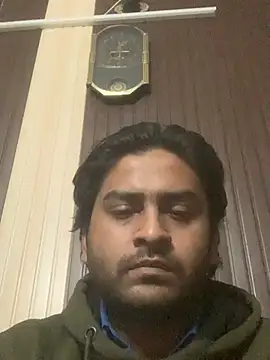 Snapshot of indihotguy chatting on February 18, 6:37 pm indihotguy online show from February 18, 6:37 pm