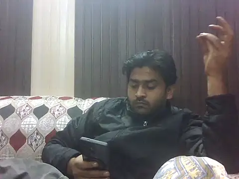 indihotguy online show from November 15, 12:31 pm