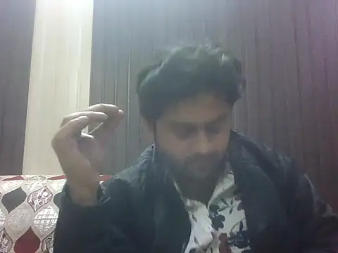 indihotguy online show from November 17, 2:10 pm