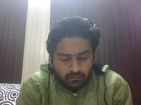 indihotguy online show from December 21, 10:17 am