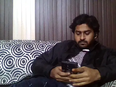 indihotguy online show from January 12, 2:13 pm