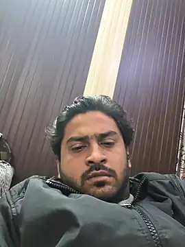 indihotguy online show from January 5, 7:39 pm