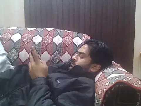 indihotguy online show from November 24, 12:27 pm