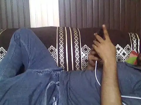 indihotguy online show from May 17, 3:17 am