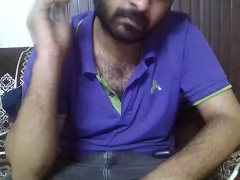 indihotguy online show from April 20, 3:35 pm