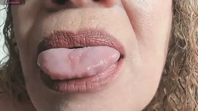 indiraa-channell online show from April 18, 7:51 pm