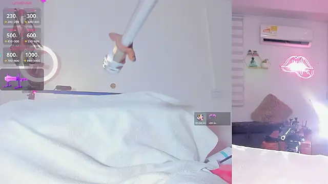 Maria Jones  online show from February 3, 1:16 am