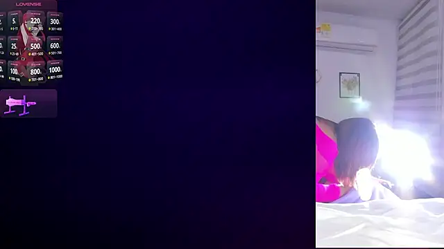 Maria Jones  online show from November 17, 1:31 am