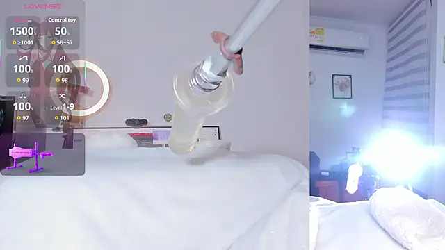 Maria Jones  online show from October 11, 1:28 am