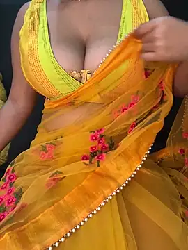 Snapshot of soumita chatting on February 18, 11:55 am soumita online show from February 18, 11:55 am