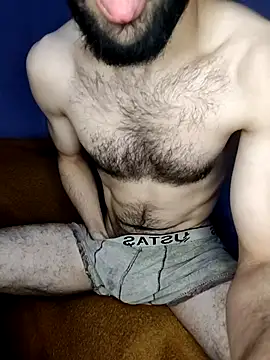 niyack69 online show from December 4, 11:26 pm