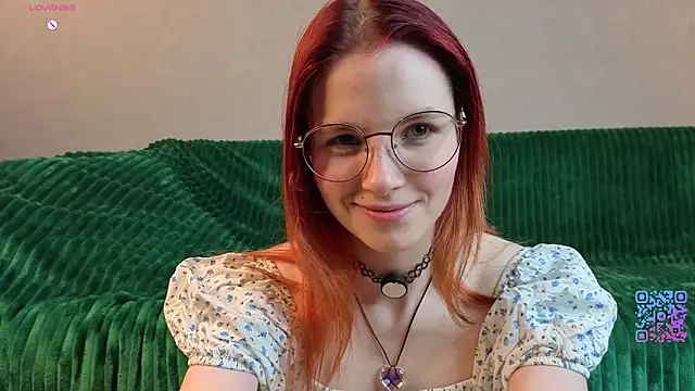 OhYumiYes online show from March 28, 9:16 pm