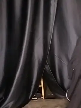 Queen-BD online show from February 4, 11:38 am