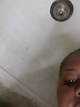 Queen-BD online show from December 13, 8:04 pm