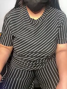 tanvihot2 online show from April 9, 3:40 pm