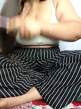 tanvihot2 online show from February 17, 3:09 pm