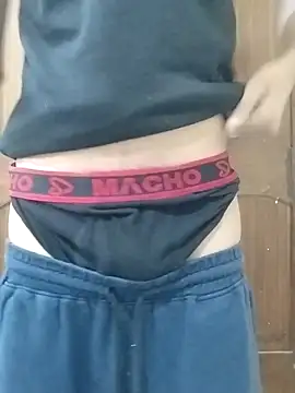 fakelove95 online show from November 2, 10:15 pm