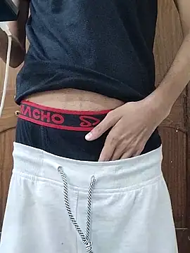 fakelove95 online show from October 30, 8:50 pm