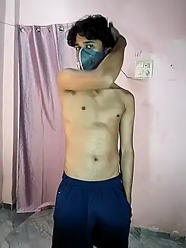 Ultimate cHappiE online show from December 3, 3:00 pm