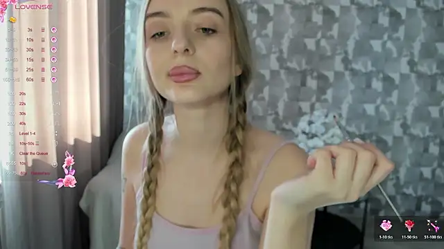 A delina online show from March 21, 8:15 am