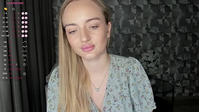 Snapshot of A_delina chatting on November 24, 1:11 pm A delina online show from November 24, 1:11 pm