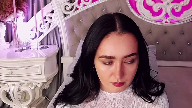 KimKhallifa online show from February 7, 6:32 am