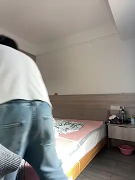 chinalover4199 online show from February 3, 2:32 am