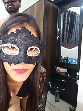 insta hotpair online show from November 9, 5:17 pm