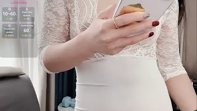 Caicai-a online show from December 18, 8:08 am